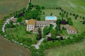 Гостиница Fattoria Agriturismo Nerbona  Казоле Д'эльза